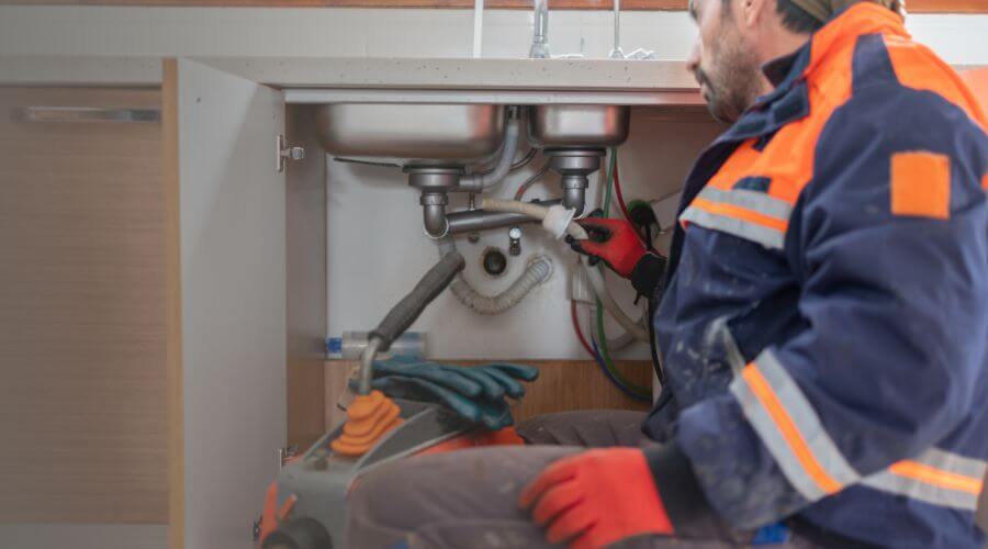 Descale Tankless Water Heater in Fellows, CA